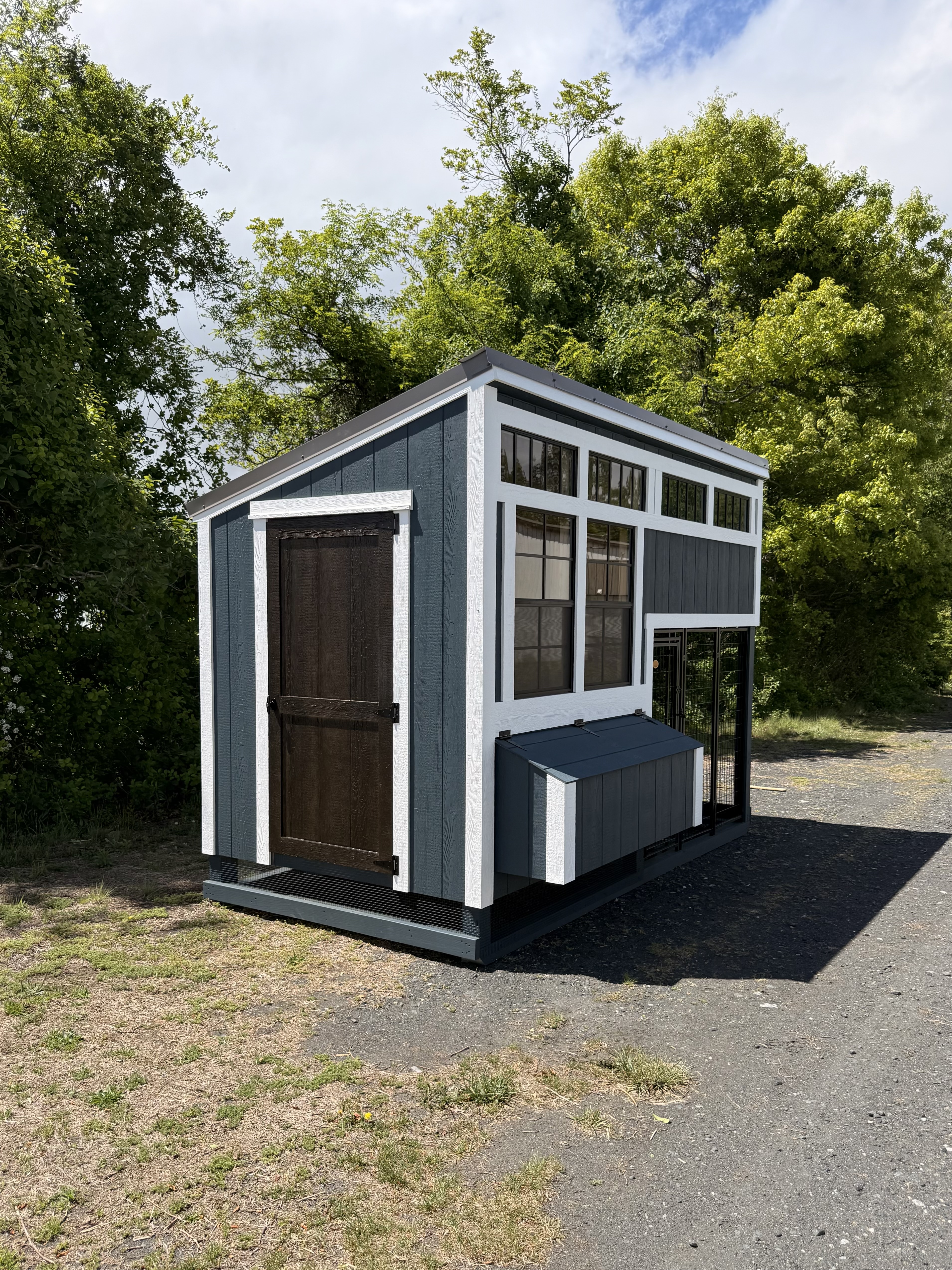 Chicken Coops by Horizon Building Co.